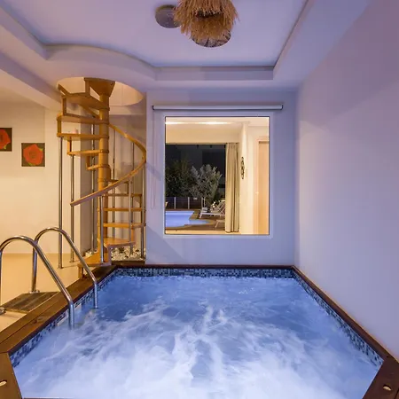 Olive Chrysi Luxury With In-room Plunge Pool Χανιά